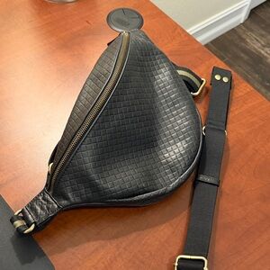 Andar - The Tatum - Leather Belt bag with 2 straps